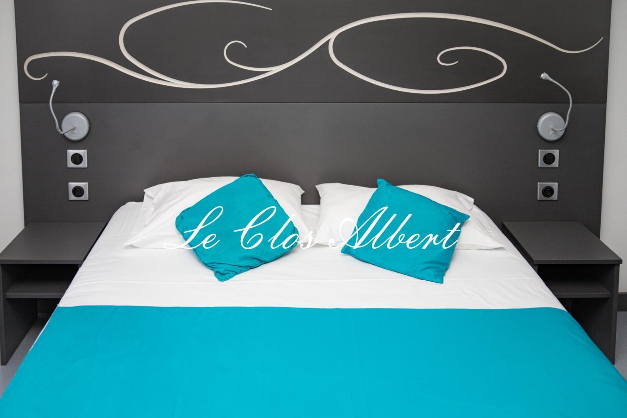 Le Clos Hotel
